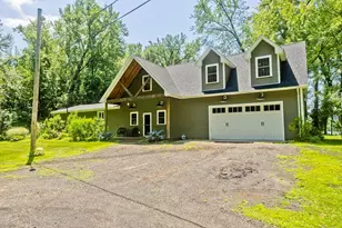30 Cove Island Rd, South Hadley, MA 01075 - Photo 2