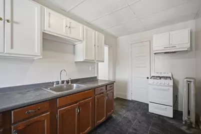 40 Warriner Ave, Springfield, MA 01108 - Photo 22