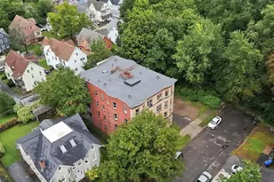 40 Warriner Ave, Springfield, MA 01108 - Photo 2