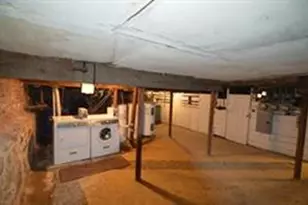 93 Florida St, Boston, MA 02124 - Photo 10