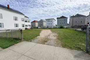 66 Whitman St, New Bedford, MA 02745 - Photo 4