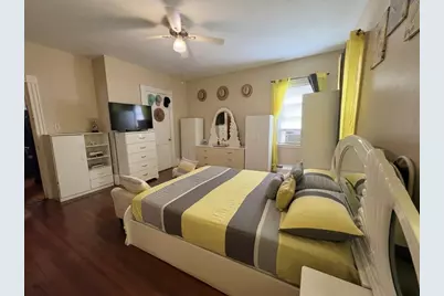 66 Whitman St, New Bedford, MA 02745 - Photo 24