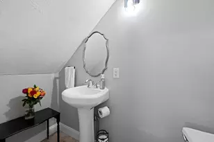 32 Providence St, Worcester, MA 01604 - Photo 10