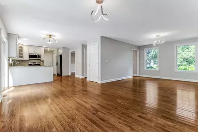 32 Adams St, Foxboro, MA 02035 - Photo 6