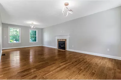 32 Adams St, Foxboro, MA 02035 - Photo 4
