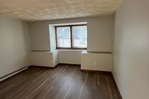 35 School St, Dracut, MA 01826 - Photo 8