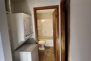 35 School St, Dracut, MA 01826 - Photo 12
