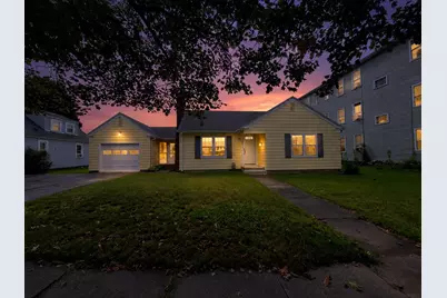 32 Park Terrace Rd, Worcester, MA 01604 - Photo 2