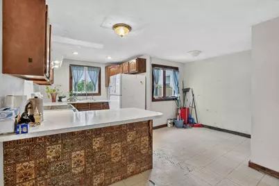 21 Sachem St, Lynn, MA 01902 - Photo 6