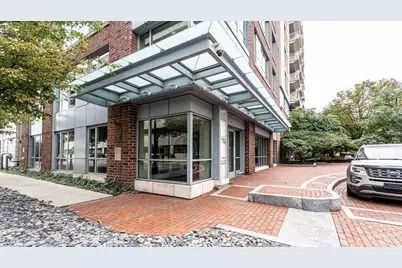 100 Station Lndg #309, Medford, MA 02155 - Photo 2