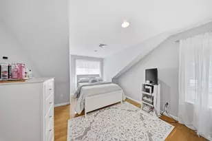 26 Vine St, Milford, MA 01757 - Photo 20