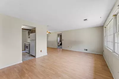 9 Lynnwood Ave, Swansea, MA 02777 - Photo 6