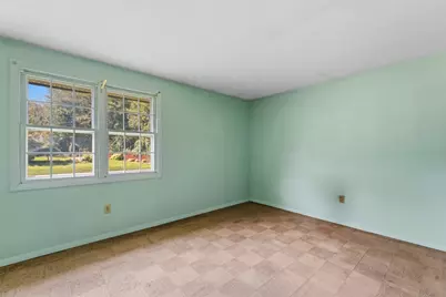 9 Lynnwood Ave, Swansea, MA 02777 - Photo 18