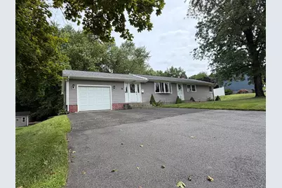 75 Longwood Dr, Chicopee, MA 01020 - Photo 2