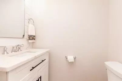 888 Phinneys Ln, Barnstable, MA 02632 - Photo 16