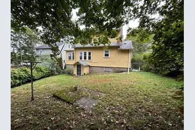 35 Dundee Rd, Arlington, MA 02476 - Photo 6