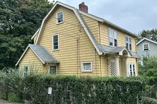 35 Dundee Rd, Arlington, MA 02476 - Photo 4