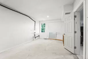 30 Valmor St, Worcester, MA 01604 - Photo 4