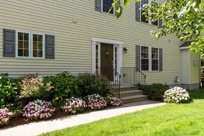 136 Skyline Dr #136, Acton, MA 01720 - Photo 2
