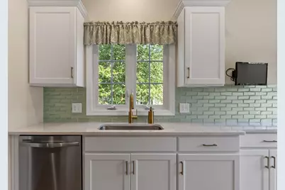 136 Skyline Dr #136, Acton, MA 01720 - Photo 4