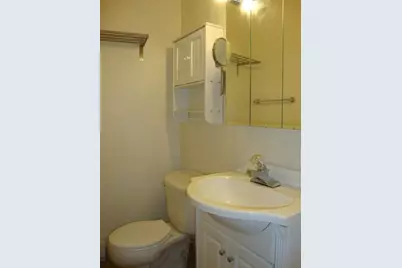 12 Stoneholm #519, Boston, MA 02115 - Photo 8