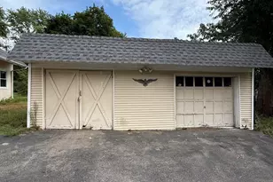 541 Puaski Blvd, Bellingham, MA 02019 - Photo 2