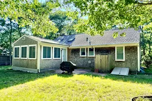 220 N Main St, Yarmouth, MA 02664 - Photo 28
