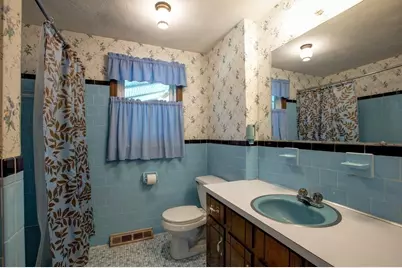 67 Ivy Ln, Northbridge, MA 01588 - Photo 18