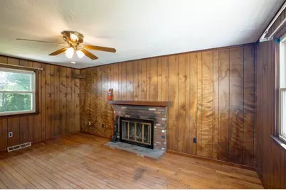 67 Ivy Ln, Northbridge, MA 01588 - Photo 10
