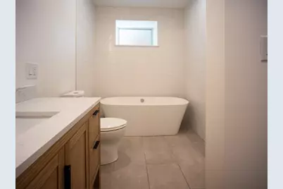 491 East 6th Street #1, Boston, MA 02127 - Photo 10