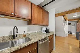 240 Jackson St, Lowell, MA 01852 - Photo 8