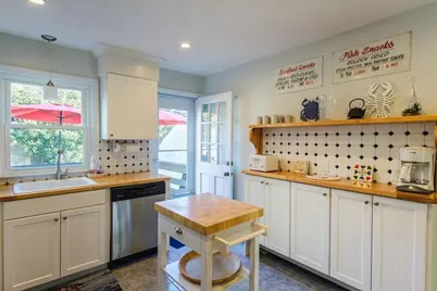 2 Huettner Rd, Falmouth, MA 02543 - Photo 8