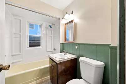 79-81 Garden St, West Springfield, MA 01089 - Photo 14
