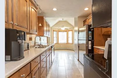 380 Spruce St, Bridgewater, MA 02324 - Photo 10