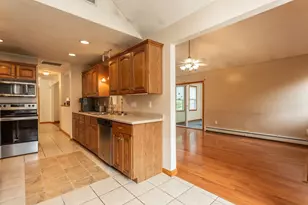 380 Spruce St, Bridgewater, MA 02324 - Photo 8