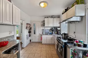 427 Lebanon St, Malden, MA 02148 - Photo 12