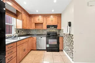 4 Herman St, Boston, MA 02119 - Photo 18