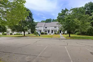 822 Maple Brook Rd, Bellingham, MA 02019 - Photo 32