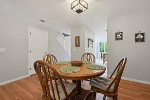 822 Maple Brook Rd, Bellingham, MA 02019 - Photo 10