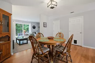 822 Maple Brook Rd, Bellingham, MA 02019 - Photo 12