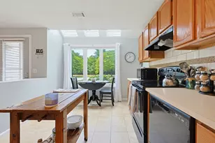 822 Maple Brook Rd, Bellingham, MA 02019 - Photo 2
