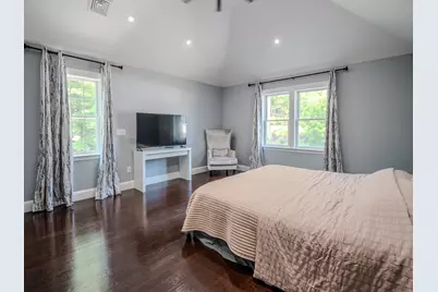 159 Mishawum Rd, Woburn, MA 01801 - Photo 18