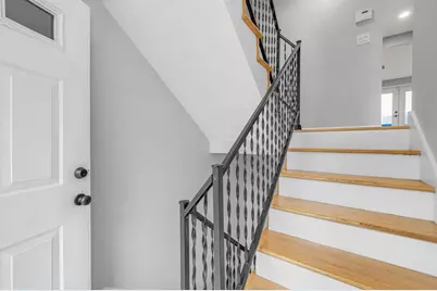 1541 Middlesex St #28, Lowell, MA 01851 - Photo 2