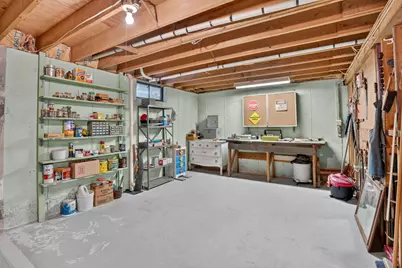 1025 Cherokee St, New Bedford, MA 02745 - Photo 26