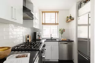 19 Centre St, Cambridge, MA 02139 - Photo 8