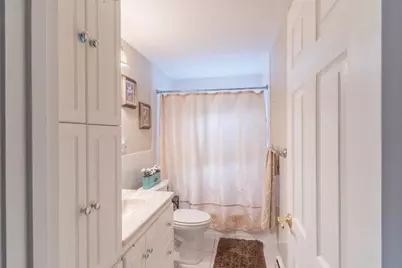 4 Nixon Ln #5, Stoneham, MA 02155 - Photo 8