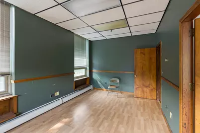35 Lower Grape St, Chicopee, MA 01020 - Photo 18