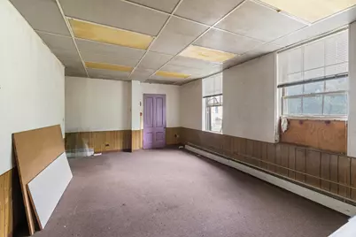 35 Lower Grape St, Chicopee, MA 01020 - Photo 10