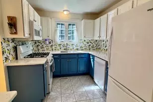 13 Waltham Dr, Plainville, MA 02762 - Photo 4