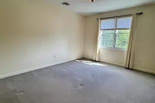 13 Waltham Dr, Plainville, MA 02762 - Photo 16